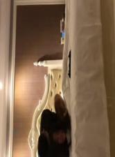 骚浪大学生女友穿SM情趣内衣酒店开房，疯狂啪啪高潮喷水1080P高清完整版